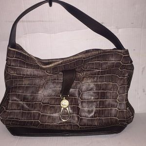 Dooney & Bourke bag